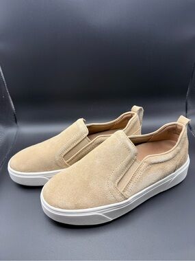 Vionic - Tan Suede Slip-On Kimmie Loafers NWOT